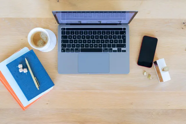 Social Media mit Claude: Vom Webinar zum fertigen Redaktionsplan
